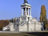 Budapest - Tisztelgő emlékezés Kossuth Lajosra, Ónix és mozaik