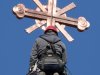 Gyula - ismét kereszt ékesíti a Németvárosi Szent József templom tornyát
